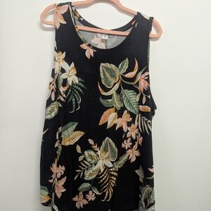 Cream and Green Relaxed Sleeveless Tank Top